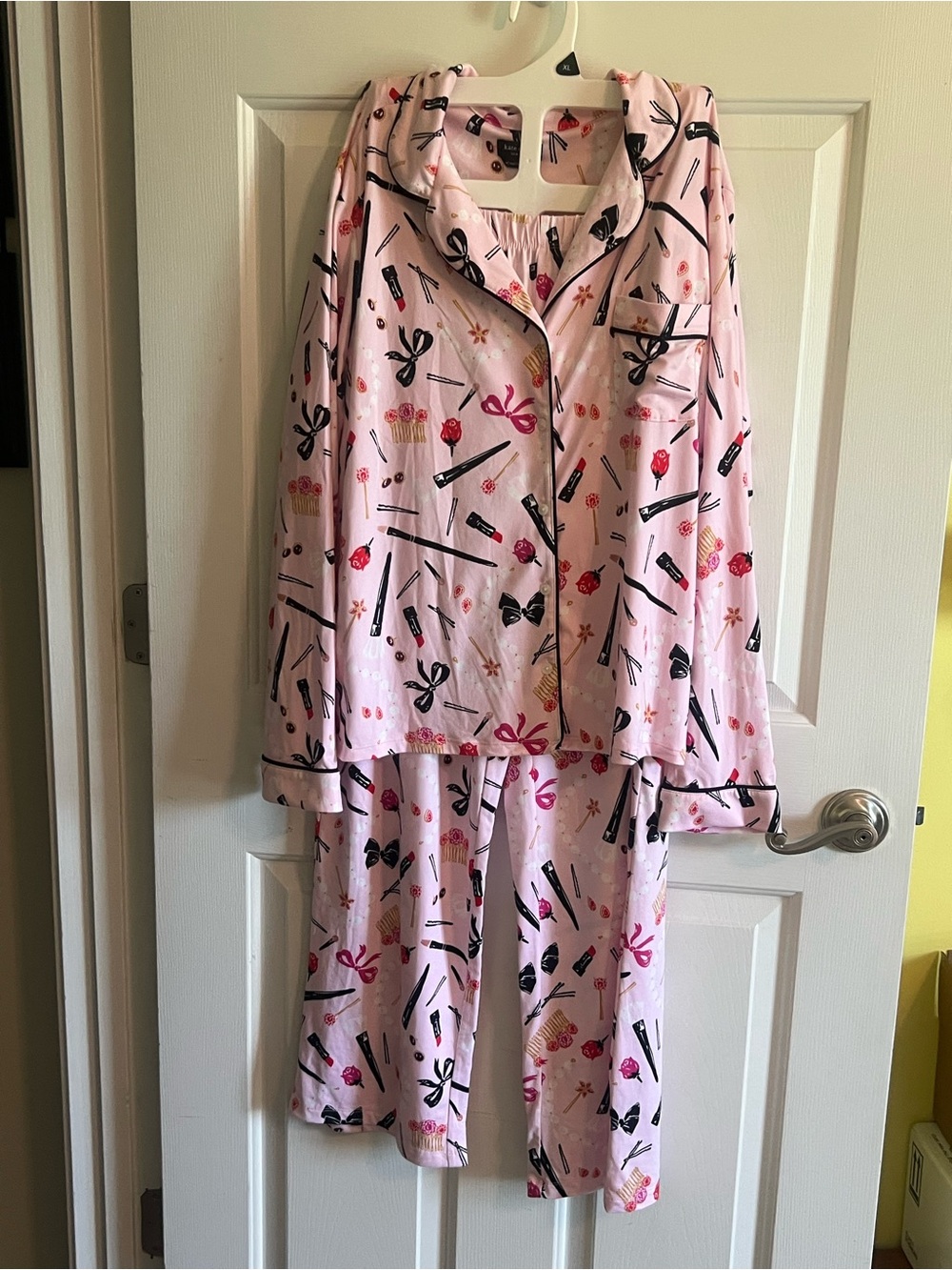 Kate Spade  Pink Cosmetic Print Pajama Set